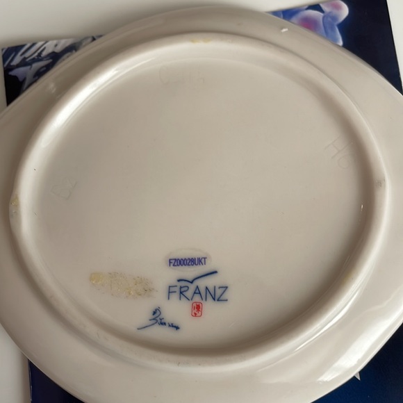 Franz Porcelain Dragonfly Trinket Dish - Picture 3 of 4